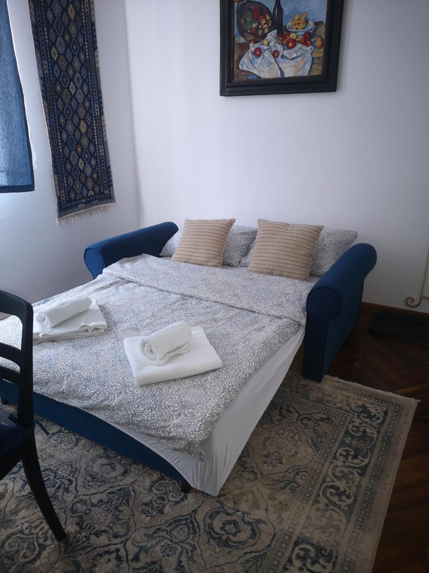 Weisz Apartment-City Center-Free Private Parking,Wifi,Ac Карей Екстериор снимка
