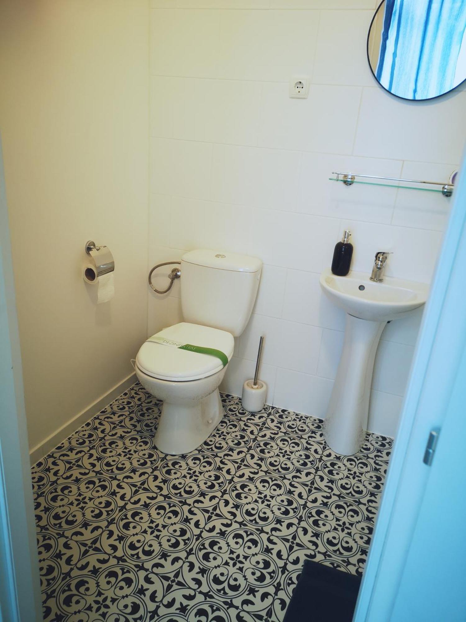 Weisz Apartment-City Center-Free Private Parking,Wifi,Ac Карей Екстериор снимка